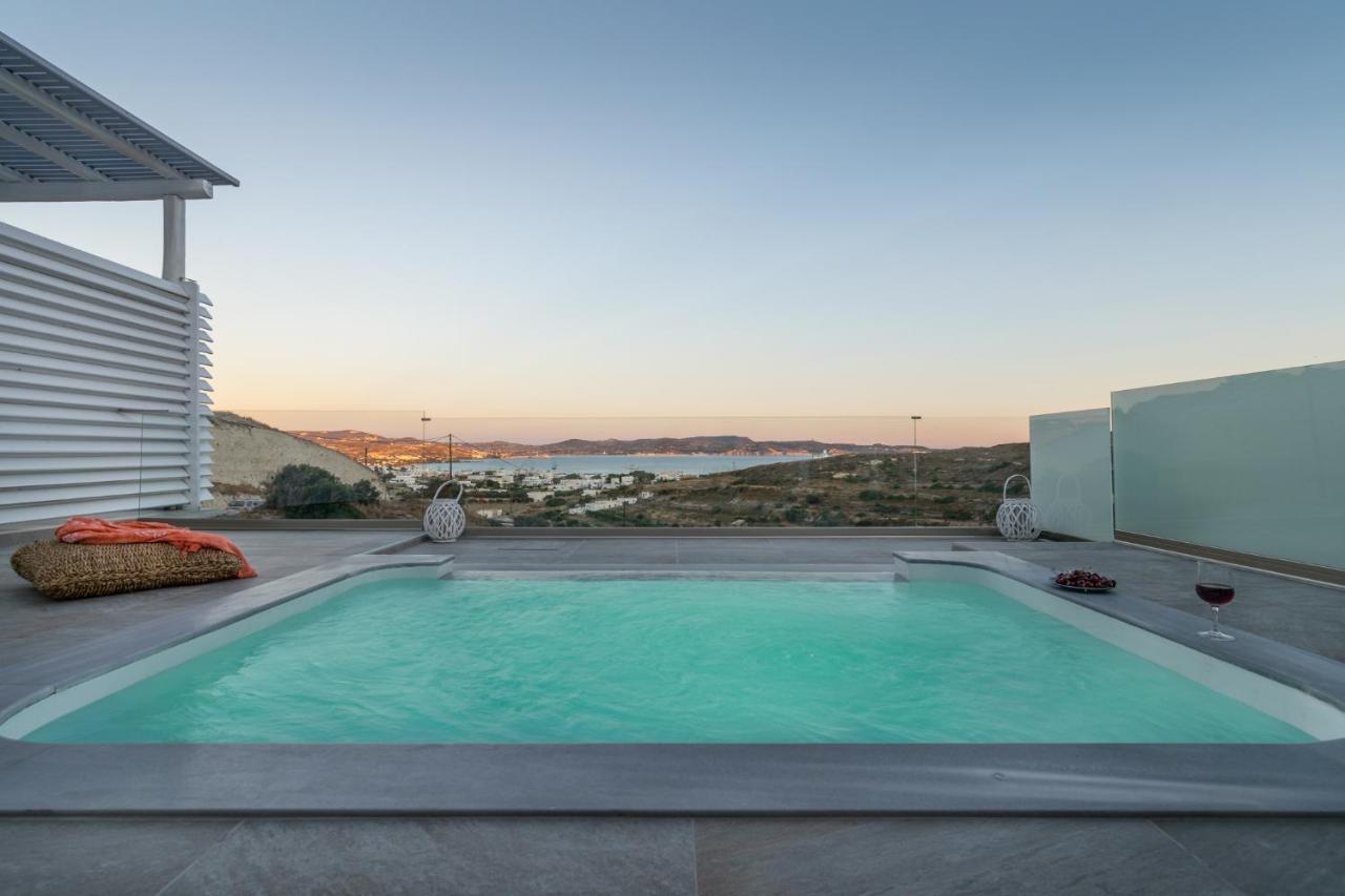 Milesian Suites Adamantas Exterior photo
